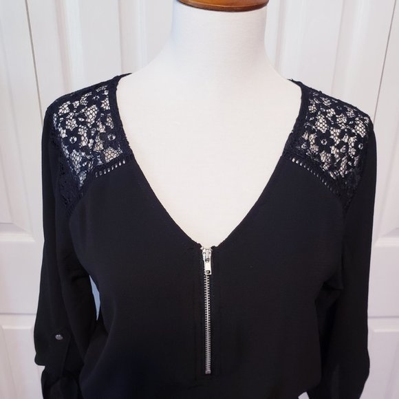 Lacey Black Dress - Picture 2 of 9